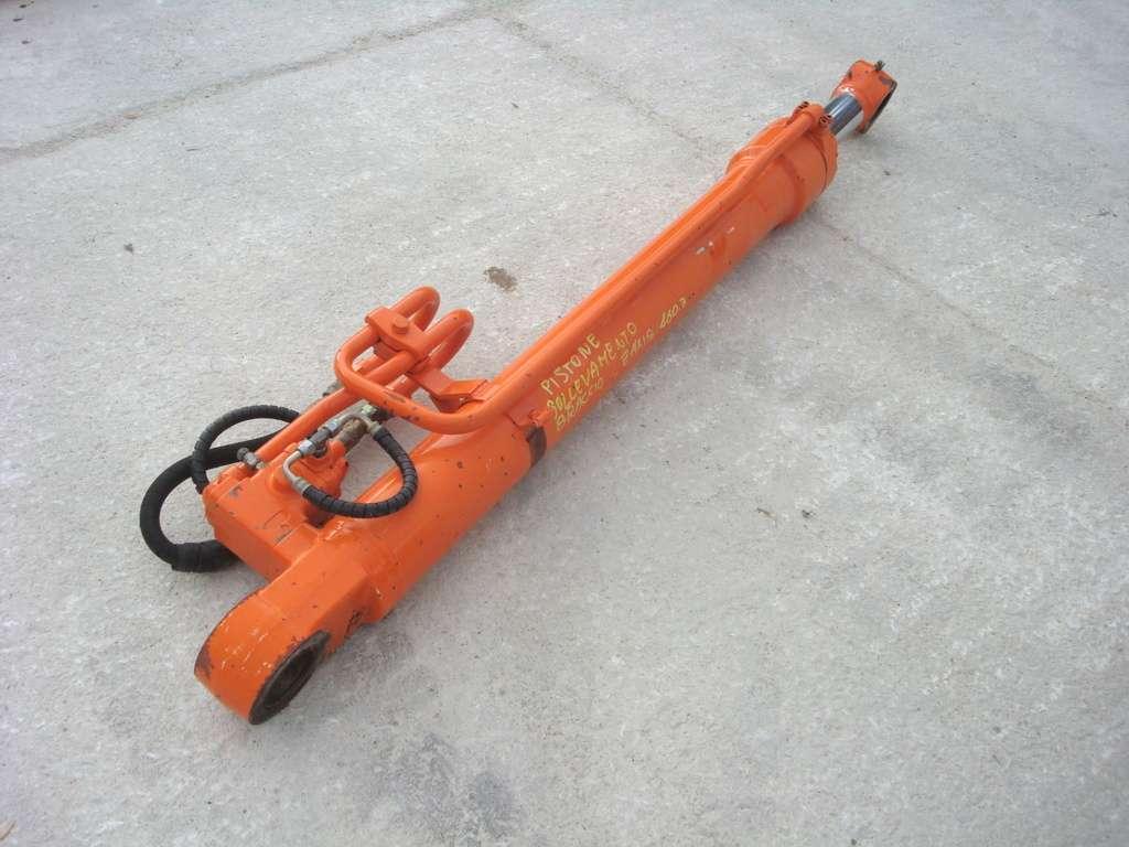 Pistone sollevamento per Hitachi ZAXIS 160LC Foto 10