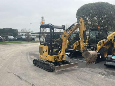 Caterpillar 302 CR in vendita da Commerciale Adriatica MMT. Srl