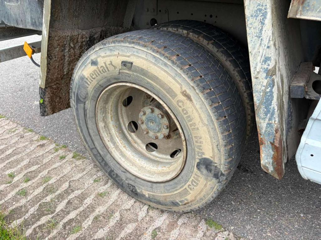 Mercedes-Benz 1523 Foto 24