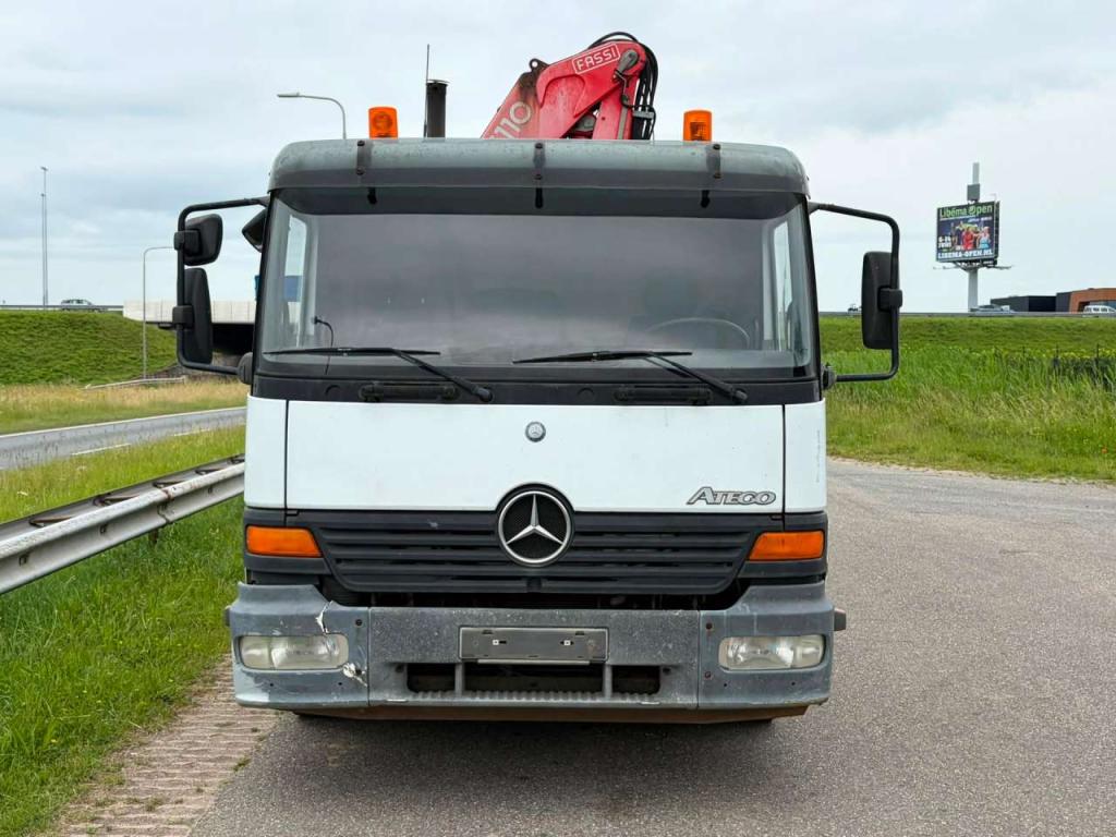 Mercedes-Benz 1523 Foto 8
