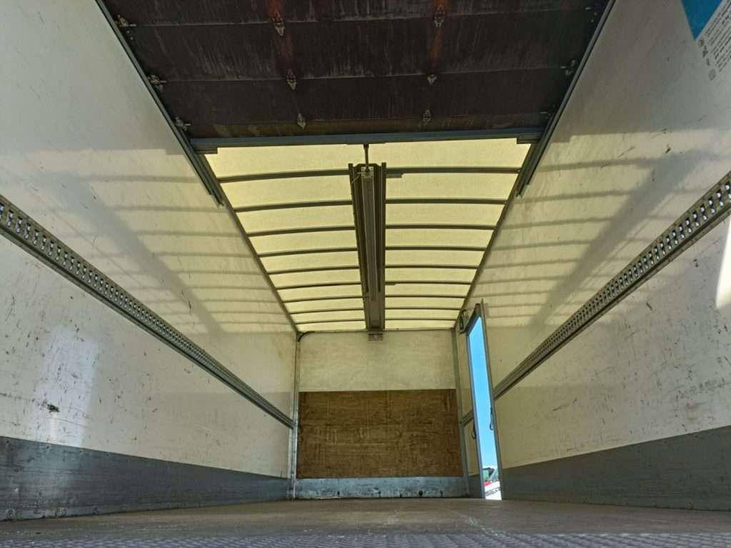 Iveco EUROCARGO 120E19P FURGONATO BOX PORTA LATERALE Foto 10