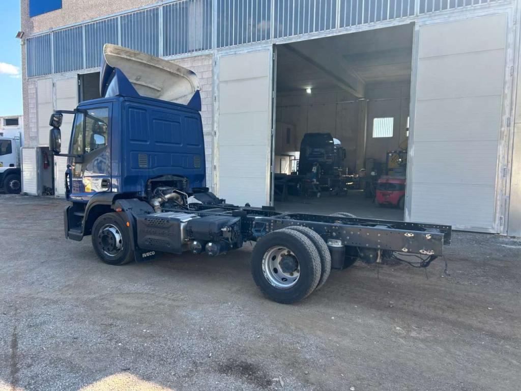 Iveco EUROCARGO CUBE 120-220 Foto 11