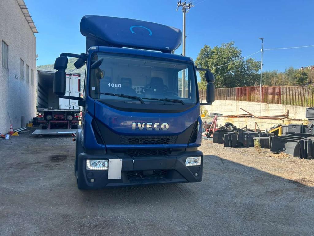 Iveco EUROCARGO CUBE 120-220 Foto 16