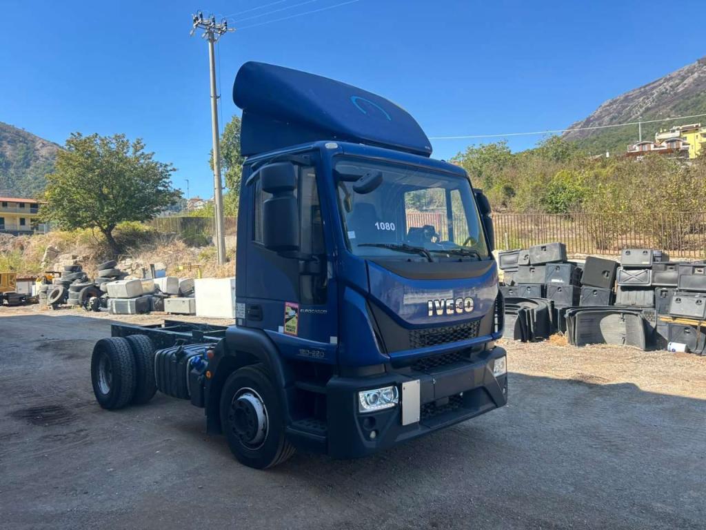 Iveco EUROCARGO CUBE 120-220 Foto 18
