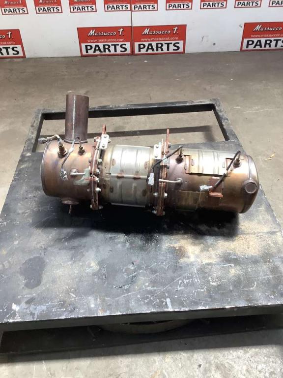 Marmitta per Hitachi ZX135 US-7 Foto 3