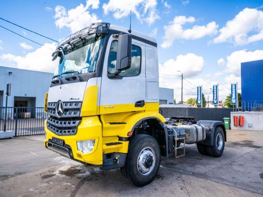 Mercedes-Benz AROCS 2045 AS (cardan) Foto 1