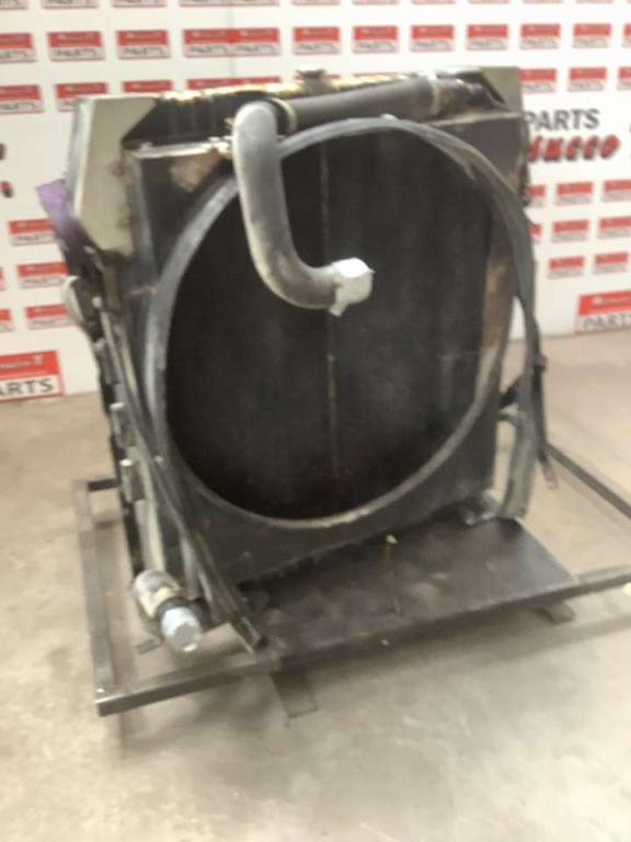 Radiatore acqua per New Holland 385 Foto 1