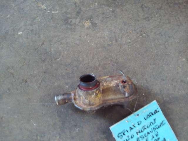 Sfiato vapori olio motore per Fiat Allis FE18 - MOTORE FIAT 8065.04 - N. 4724739 Foto 2