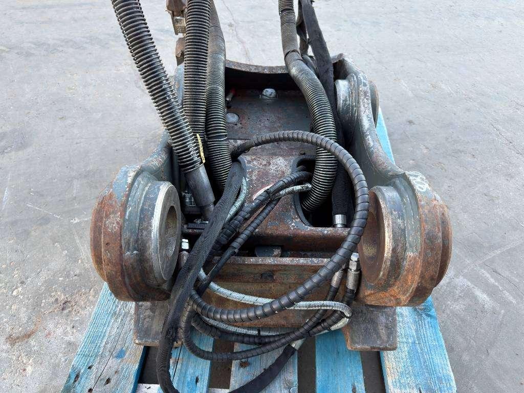 OilQuick OQ80 - M318D / M320F / M322D / 320D / 320E / 323D Foto 6