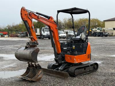 Hitachi ZAXIS U17 in vendita da Big Machinery Srl
