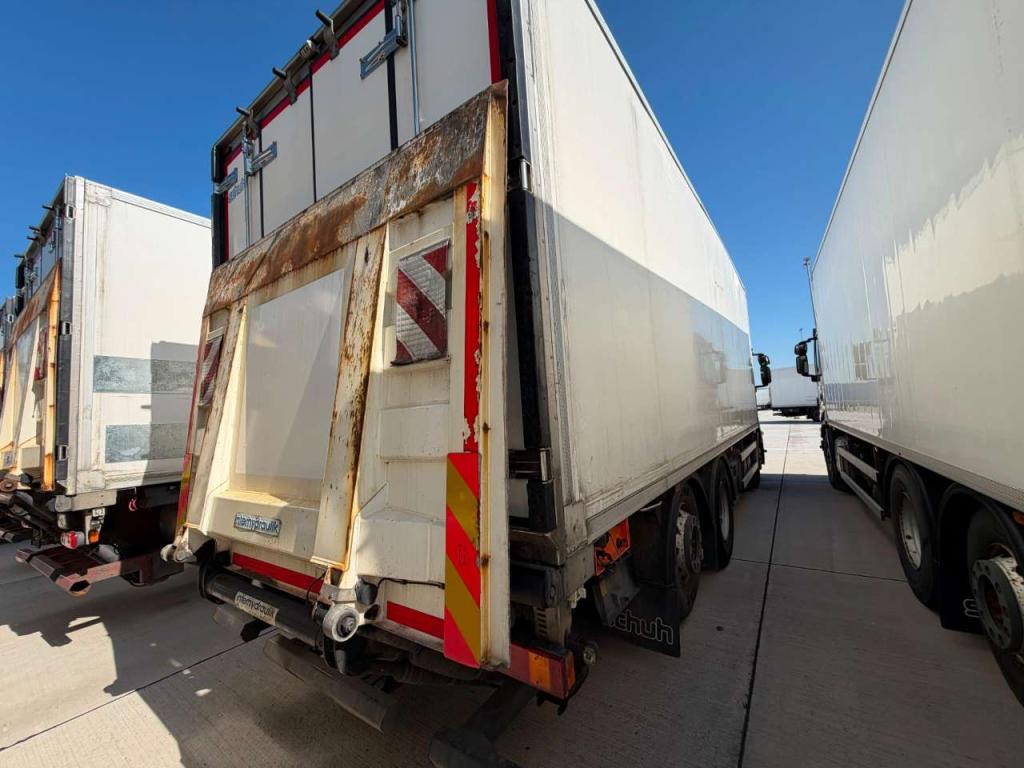 Iveco STRALIS HI-STREET 260S31 Foto 4