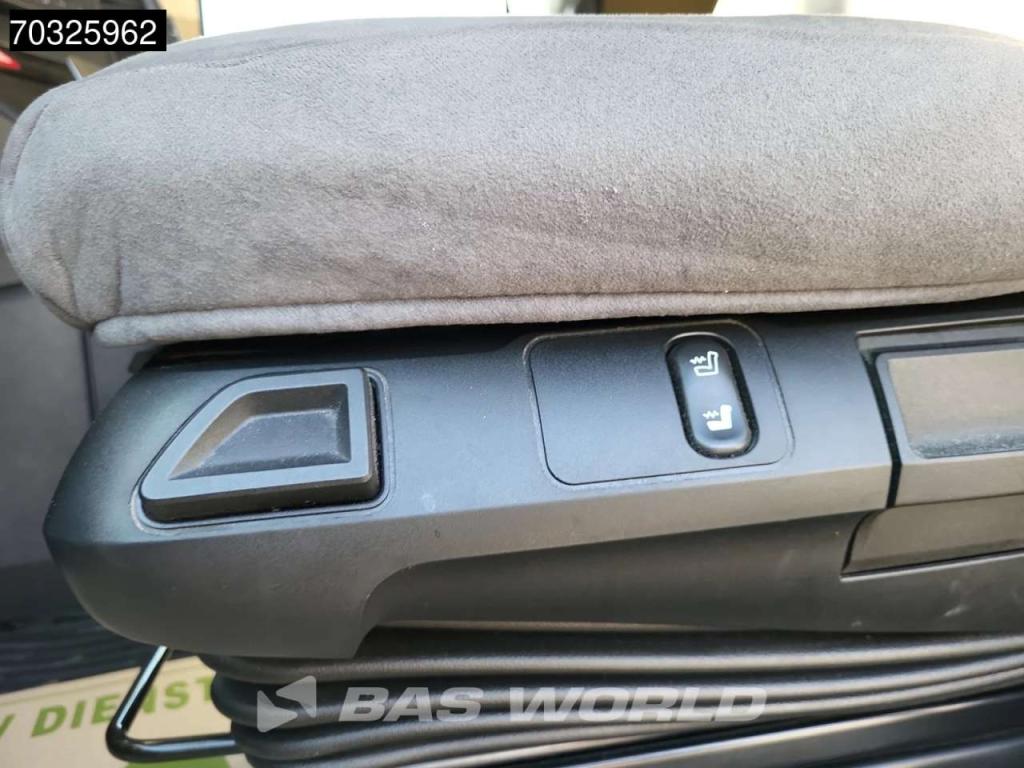 Mercedes-Benz Actros 1845 4X2 BigSpace Retarder 2xTanks Standklima Foto 19