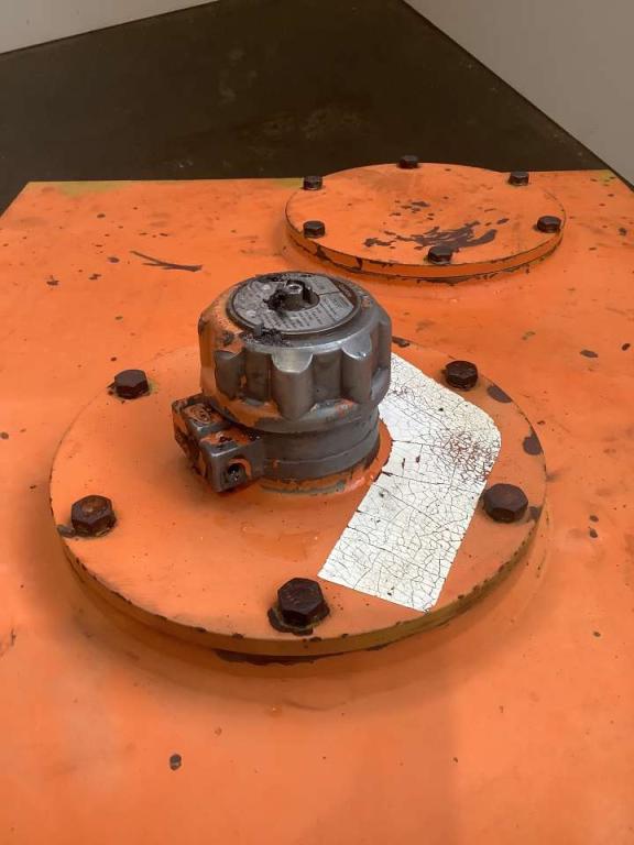 Serbatoio olio idraulico per Fiat Hitachi EX 235 Foto 4