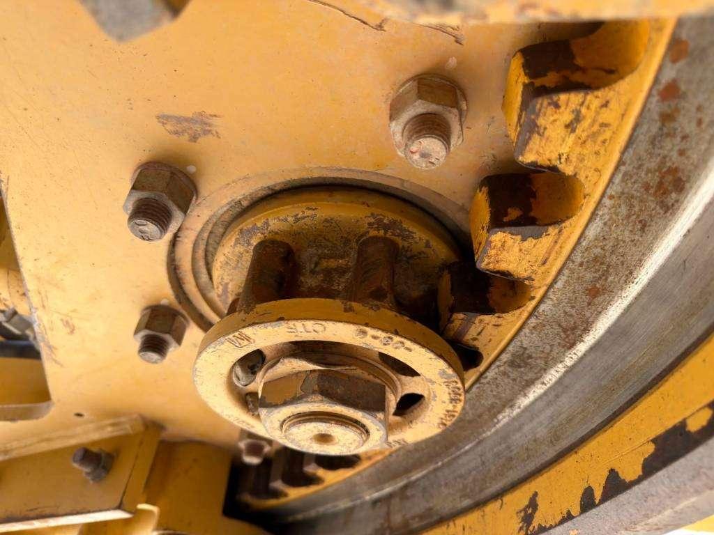 Caterpillar 140M2 Foto 22