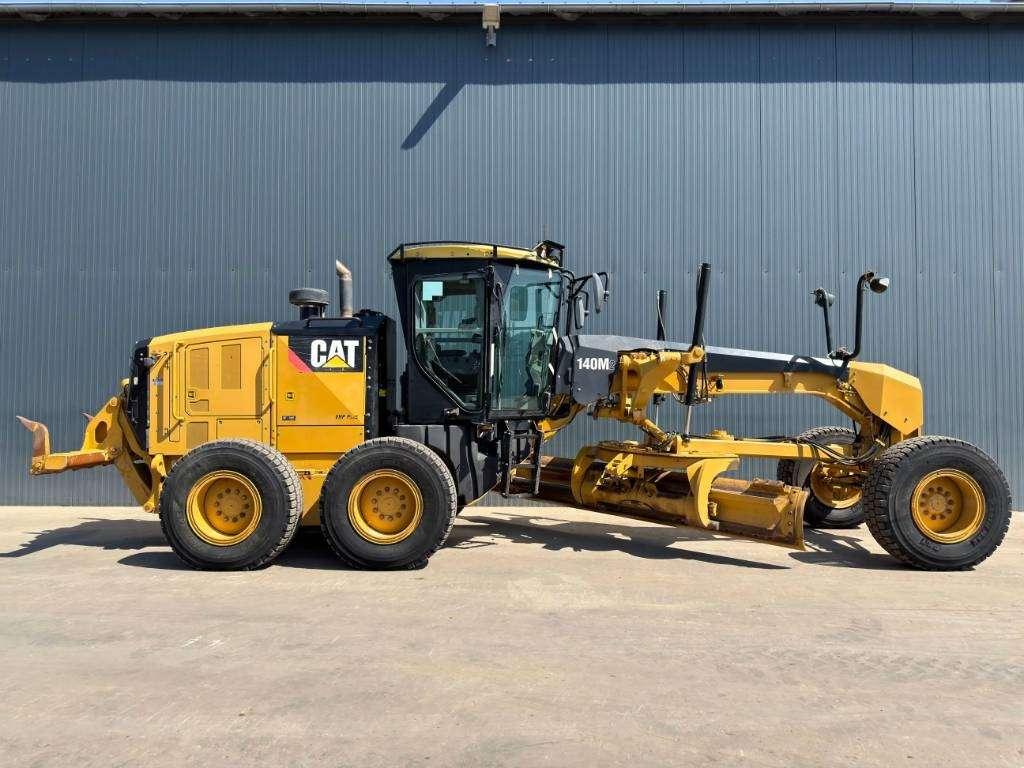 Caterpillar 140M2 Foto 6
