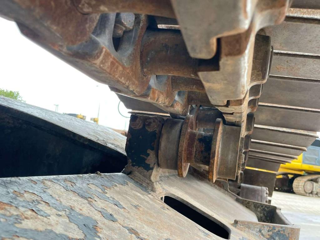 Komatsu PC240NLC-10 Foto 19