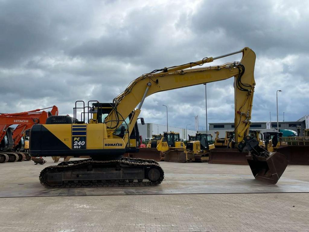 Komatsu PC240NLC-10 Foto 5