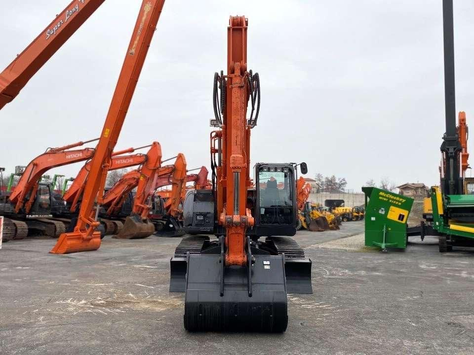 Hitachi ZX225 USBLC Foto 15