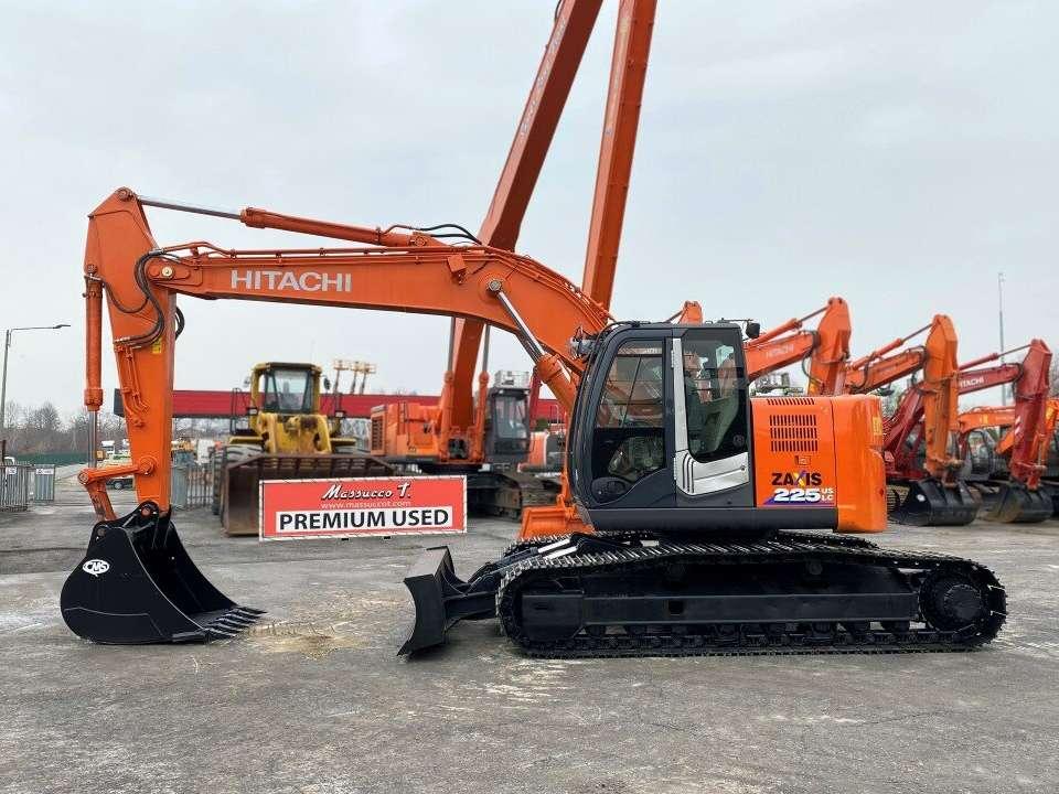 Hitachi ZX225 USBLC Foto 2