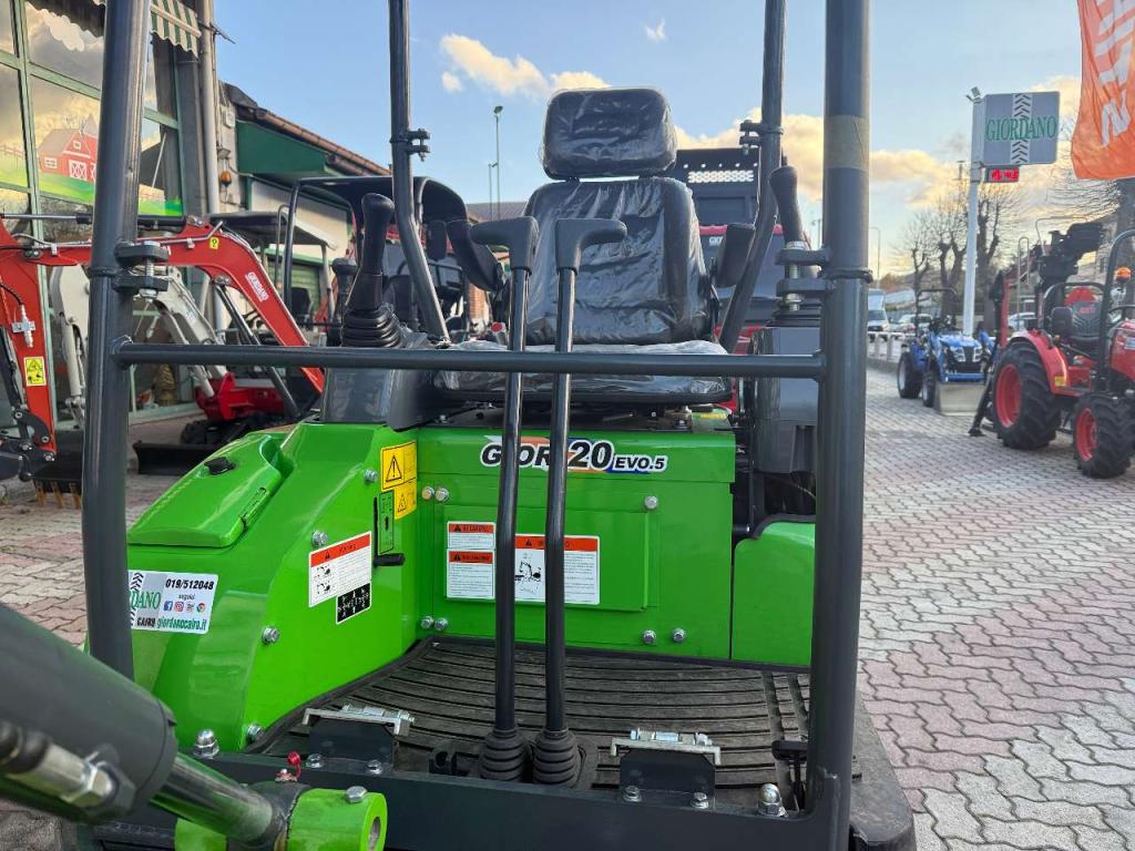 Gior 20 Evo.5 - CARRO ALLARGABILE - MOTORE KUBOTA Foto 14