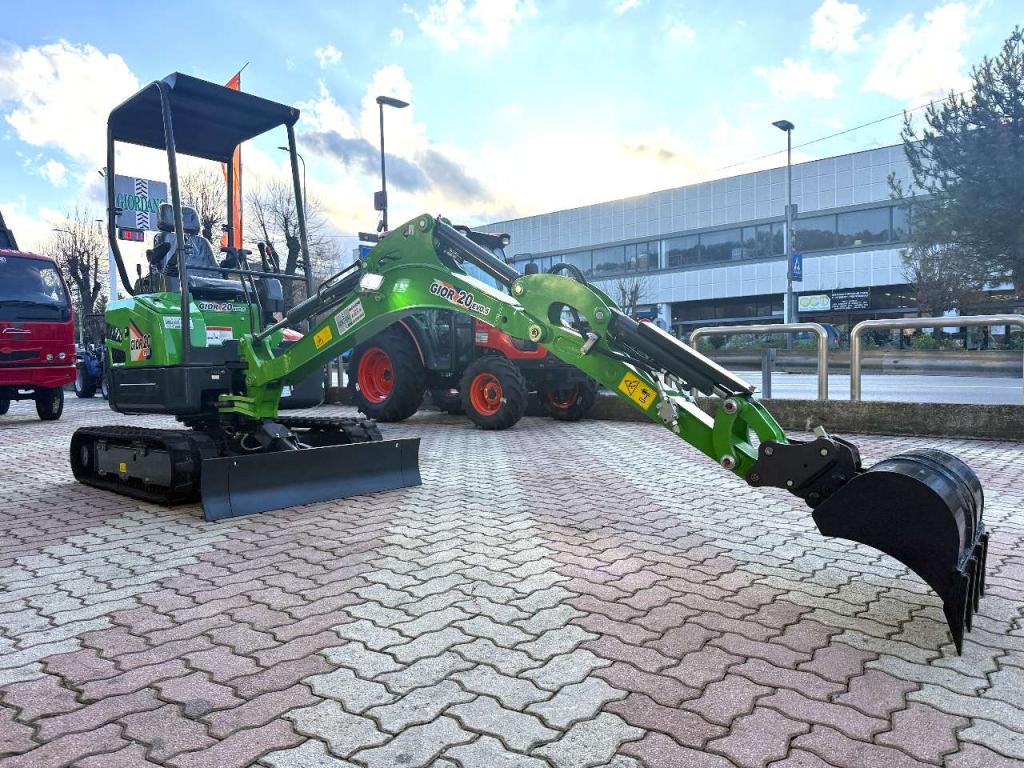 Gior 20 Evo.5 - CARRO ALLARGABILE - MOTORE KUBOTA Foto 4