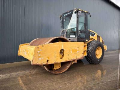 Caterpillar CS74
