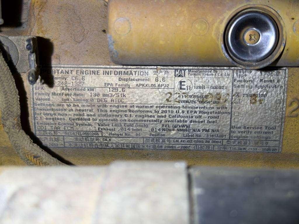 Caterpillar CS74 Foto 4