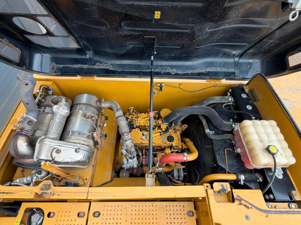 Caterpillar 320FL Foto 30
