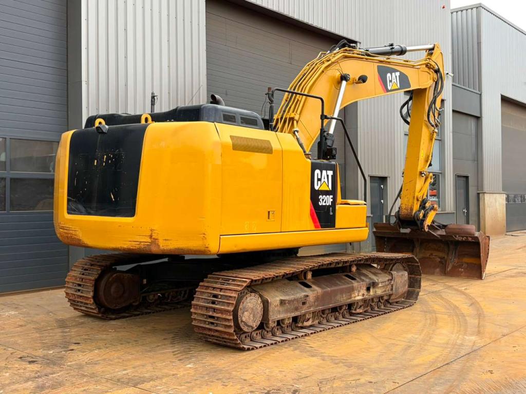 Caterpillar 320FL Foto 4
