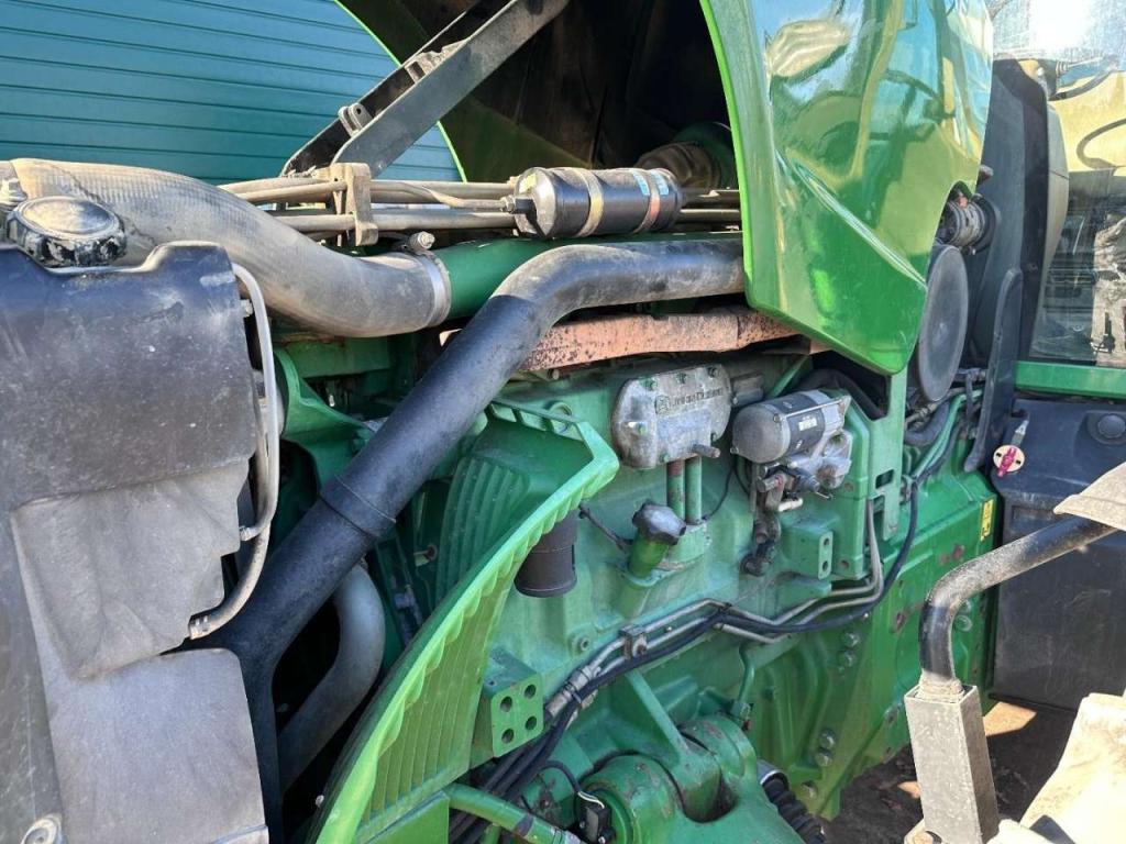John Deere 8120 Powershift Foto 17