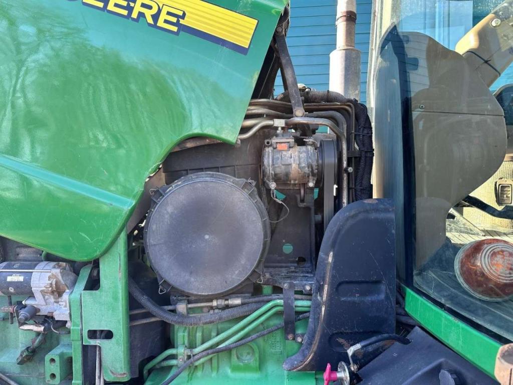 John Deere 8120 Powershift Foto 18