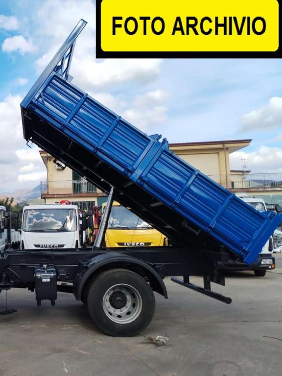 Iveco EUROCARGO 180E32 Foto 2