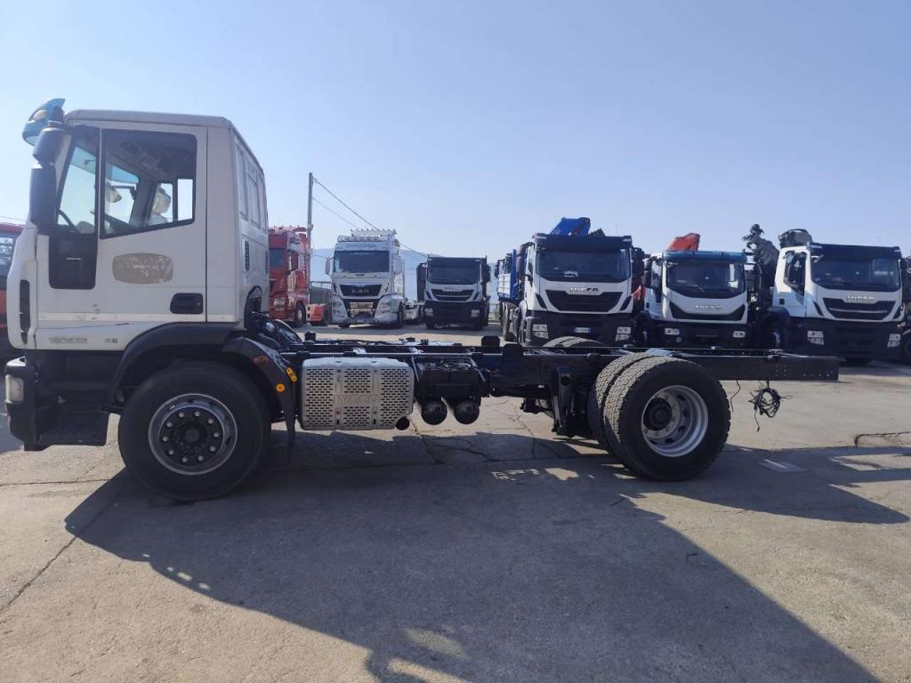 Iveco EUROCARGO 180E32 Foto 25