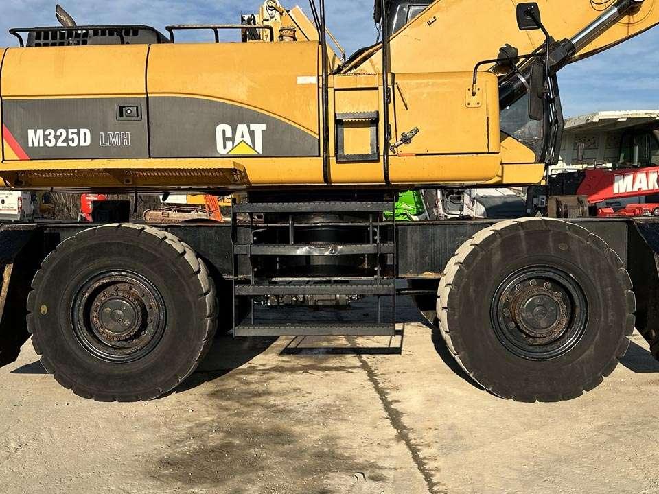 Caterpillar M325D 4X4 Foto 4