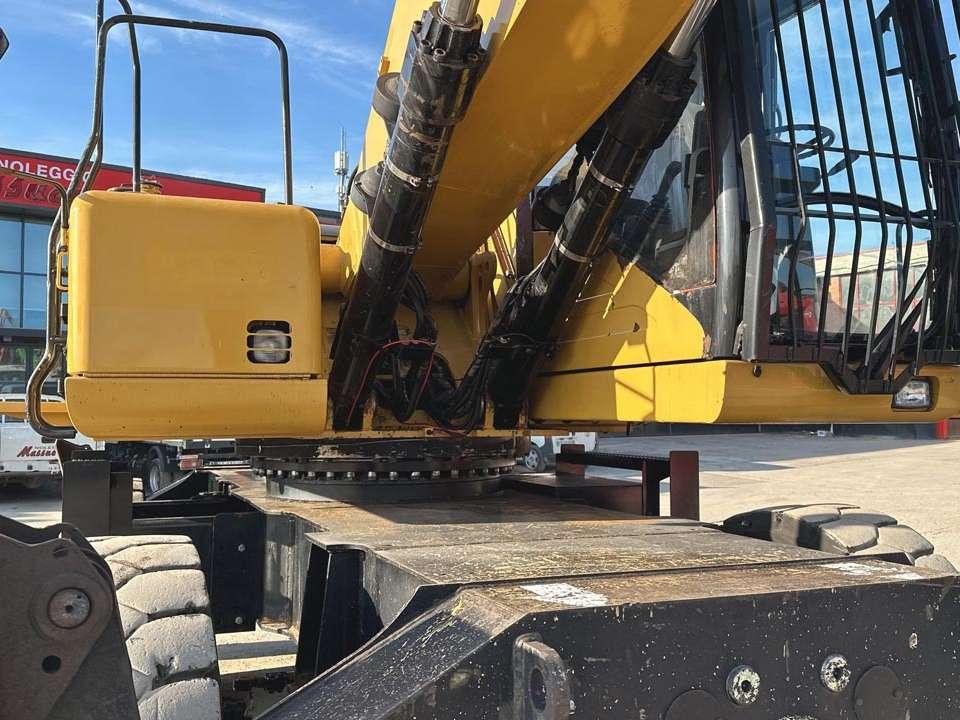 Caterpillar M325D 4X4 Foto 7