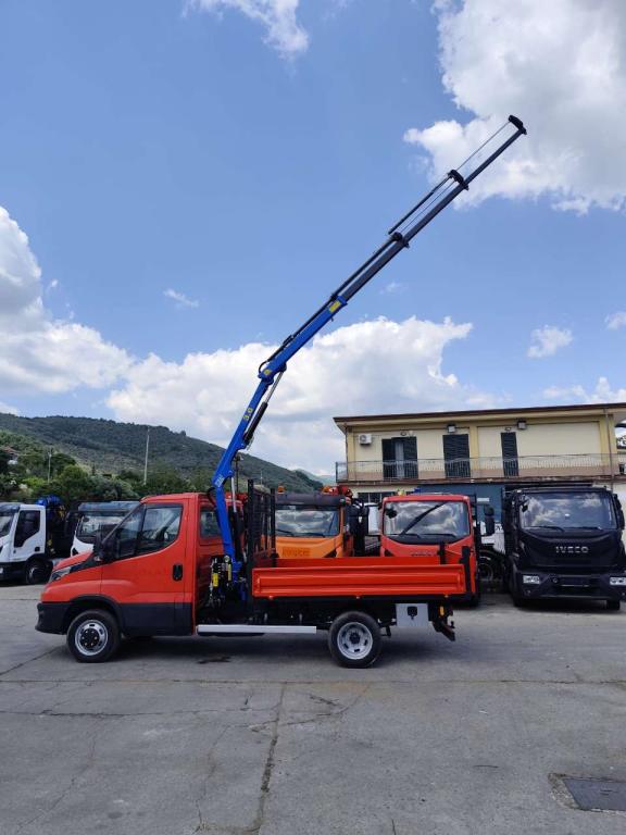 Iveco DAILY 35-120 Foto 12