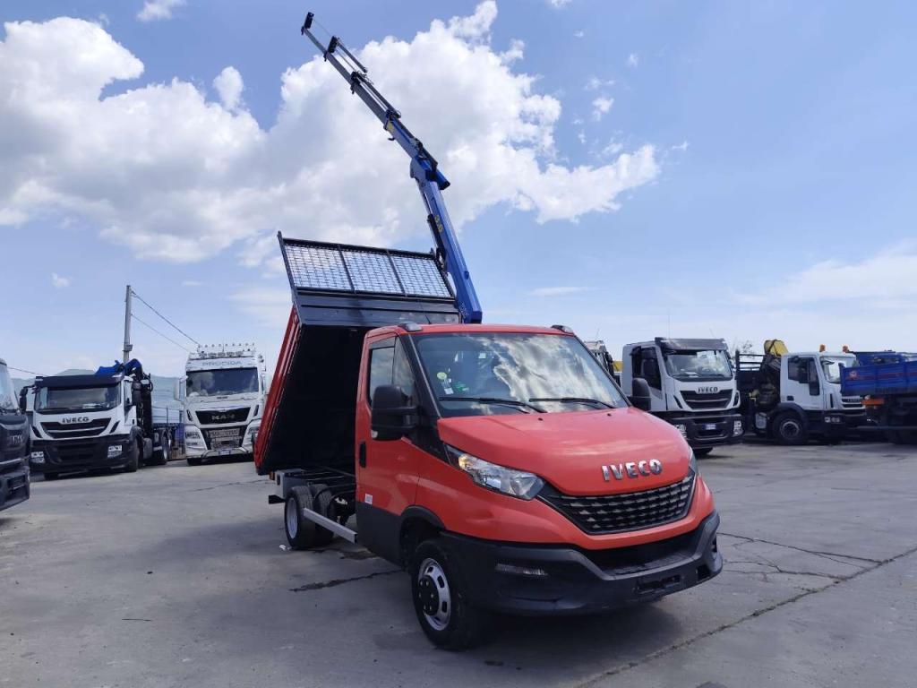 Iveco DAILY 35-120 Foto 3
