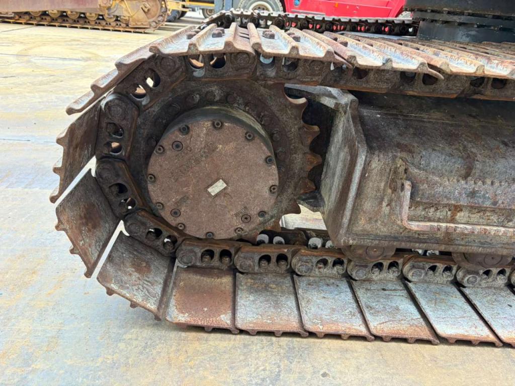 Hyundai R125LCR-9A Foto 21