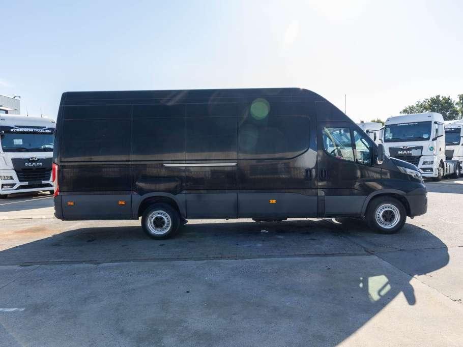 Iveco DAILY 35S18 Foto 3