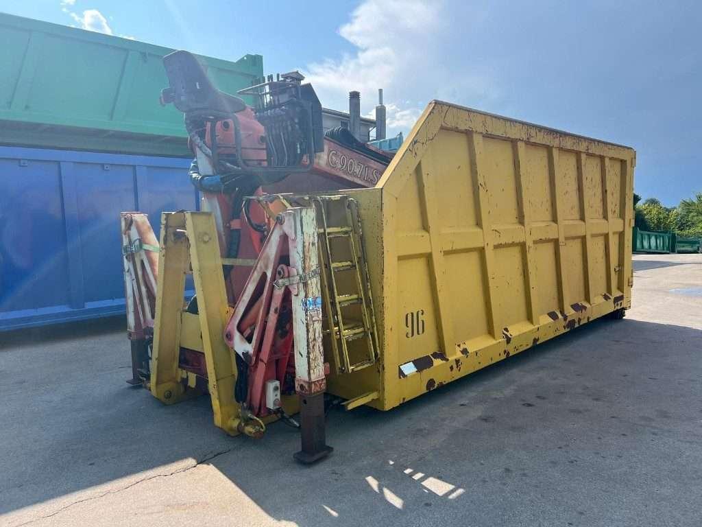 CONTAINER SCARRABILE USATO A CIELO APERTO CON GRU Foto 1
