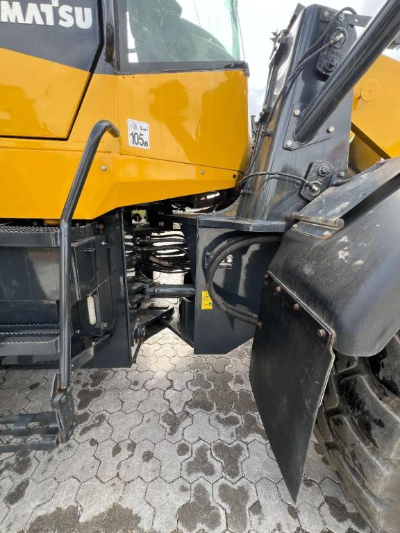 Komatsu WA320-7 Foto 13