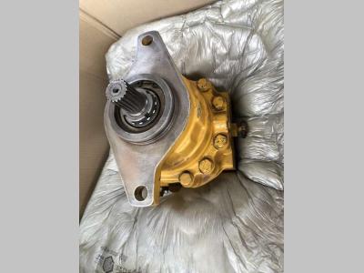 Komatsu Motore di rotazione per Komatsu PC180-3 Foto 1