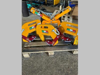 WLL1000 Pinza per tubi in vendita da Cantoro Officina Meccanica Srl