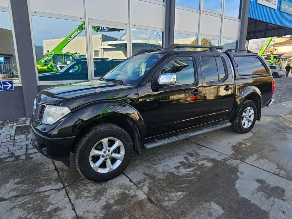 Nissan NAVARA Foto 1
