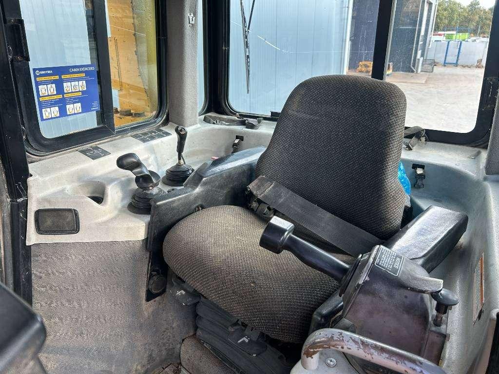 Caterpillar D7R II Foto 2