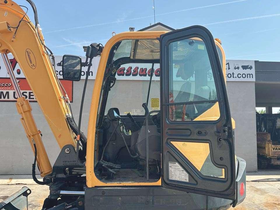 Hyundai ROBEX 80CR-9A Foto 12