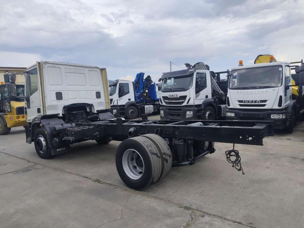 Iveco EUROCARGO 150E22P Foto 14