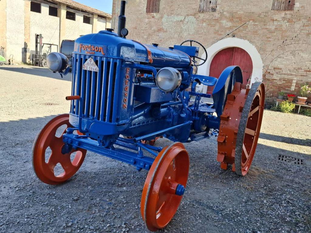 Fordson Trattore da campo aperto Foto 3