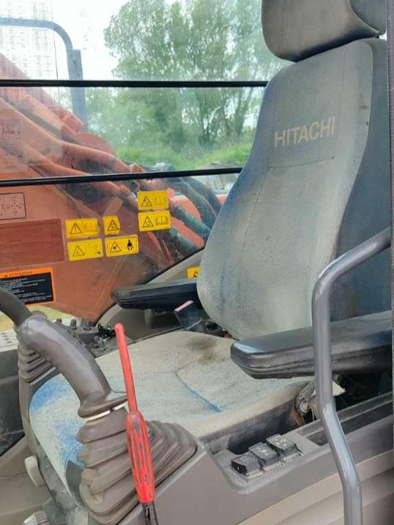 Hitachi ZAXIS 240 N3 Foto 4