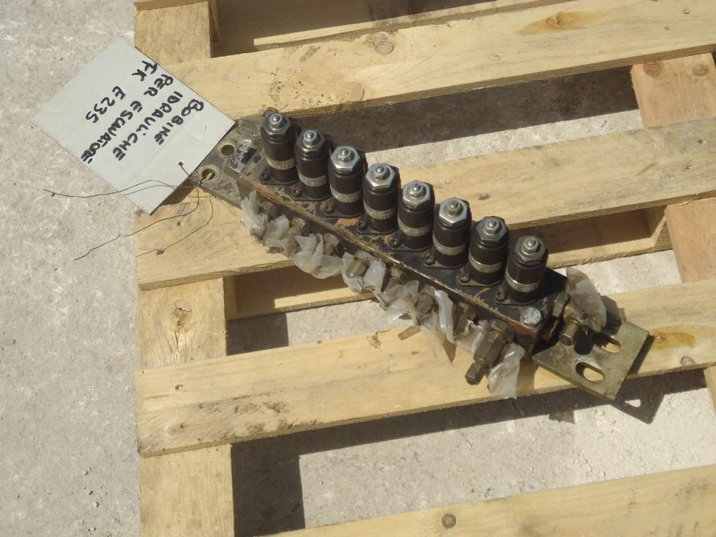 Bobine idrauliche per Fiat Kobelco E235 Foto 1